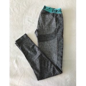 Gym shark Leggings